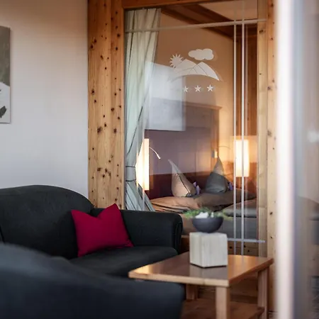 Szálloda Wohlfuhlhotel Falzeben Avelengo