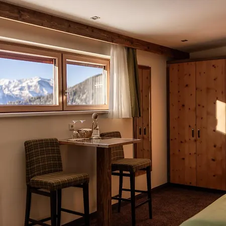 Szálloda Wohlfuhlhotel Falzeben 4*
