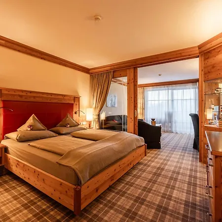 Wohlfuhlhotel Falzeben Szálloda Avelengo