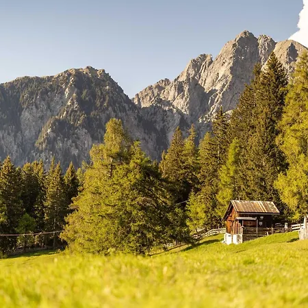 Wohlfuhlhotel Falzeben Szálloda Avelengo