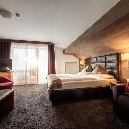 Szálloda Wohlfuhlhotel Falzeben 4*